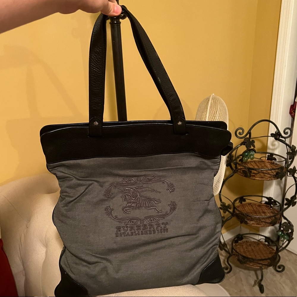 Burberry tote bag